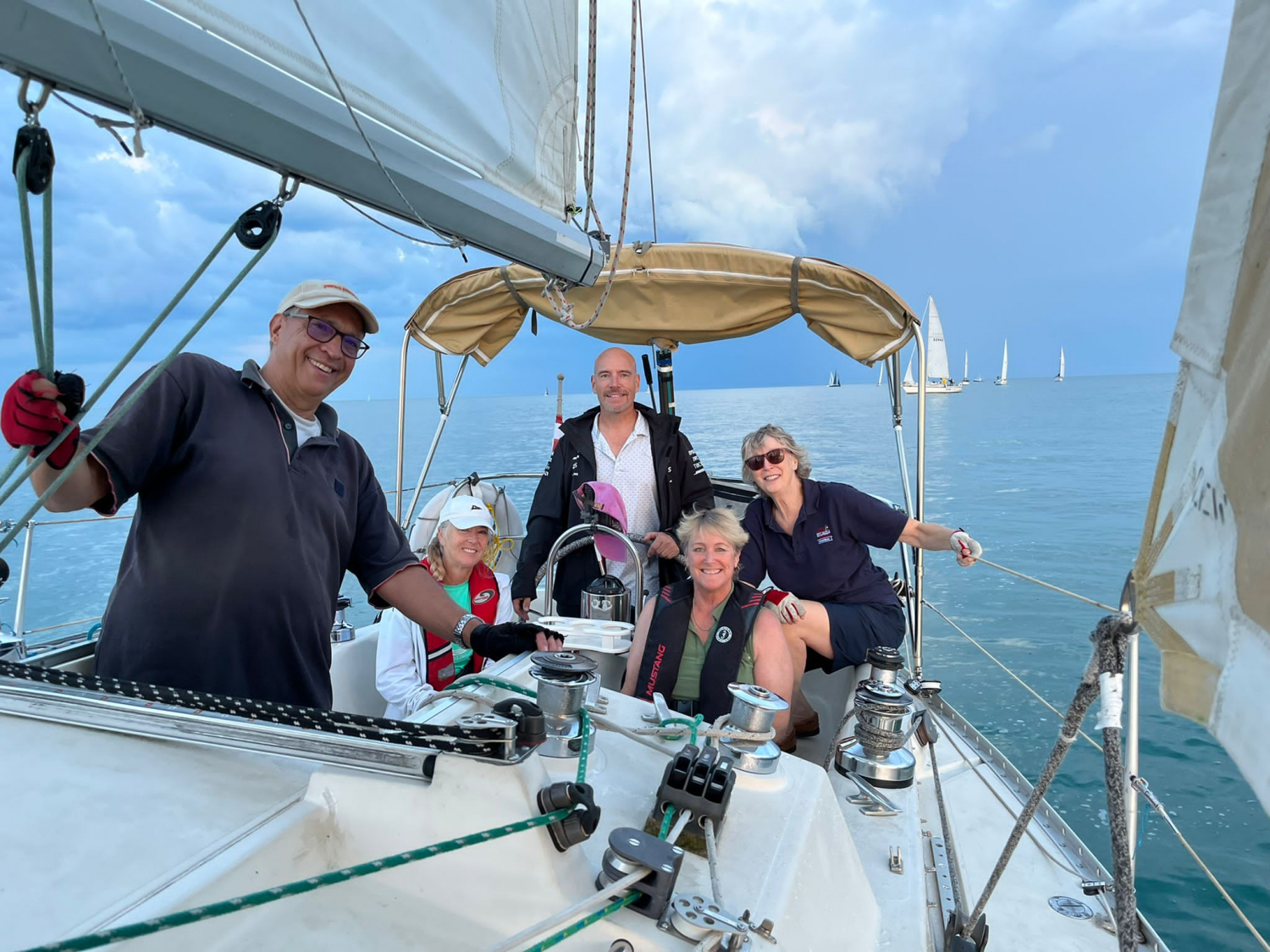 Sailing Vacation Charters - Sailing Strong
