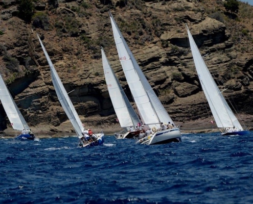 Learn to Sail - Sailboats racing - Intermediate and Advanced Sailing